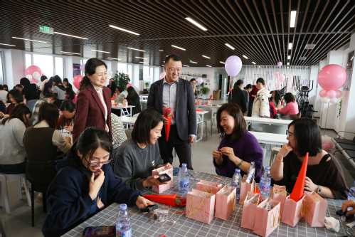 5e6ebb15-cea1-44e7-b29c-07a15e0fd82f